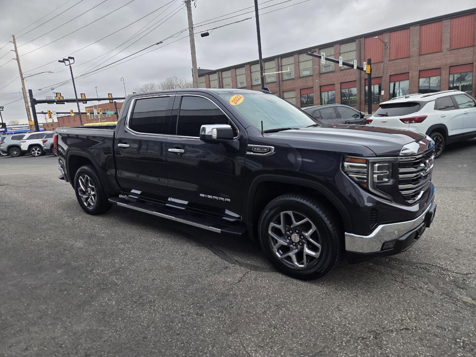 Certified 2022 GMC Sierra 1500 SLT w/ SLT Premium Plus Package image 12