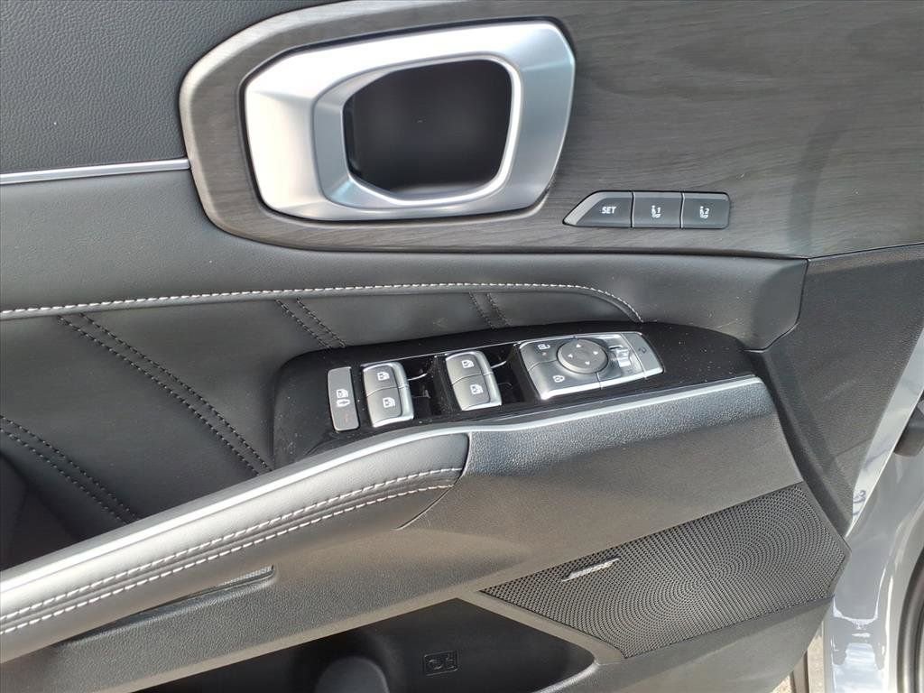 New 2026 Kia Sorento SX Prestige image 12