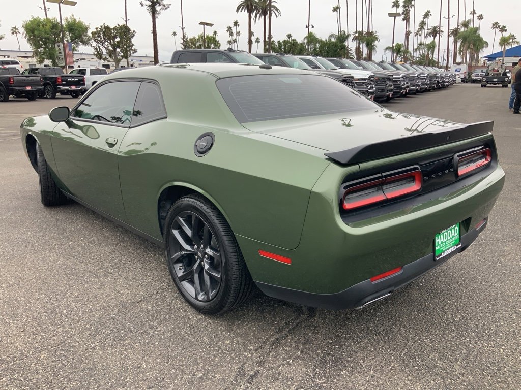 Certified 2022 Dodge Challenger SXT w/ Blacktop Package image 7