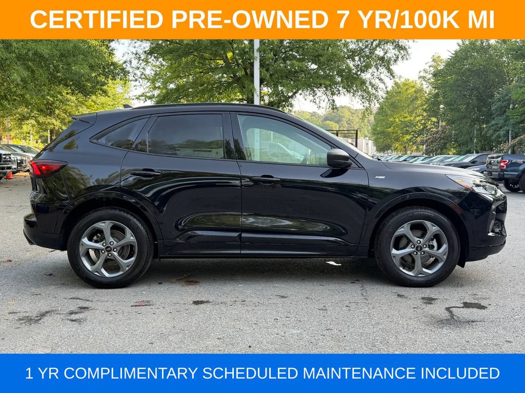Used 2023 Ford Escape ST-Line w/ Tech Pack #1 AWD/4WD image 9