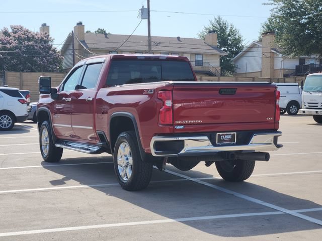 Used 2022 Chevrolet Silverado 2500 LTZ w/ LTZ Plus Package AWD/4WD video 3
