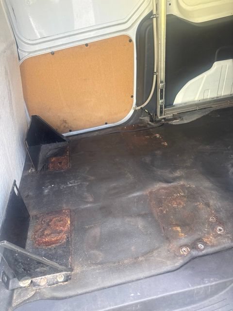 Used 2017 Ford Transit Connect XL FWD image 16