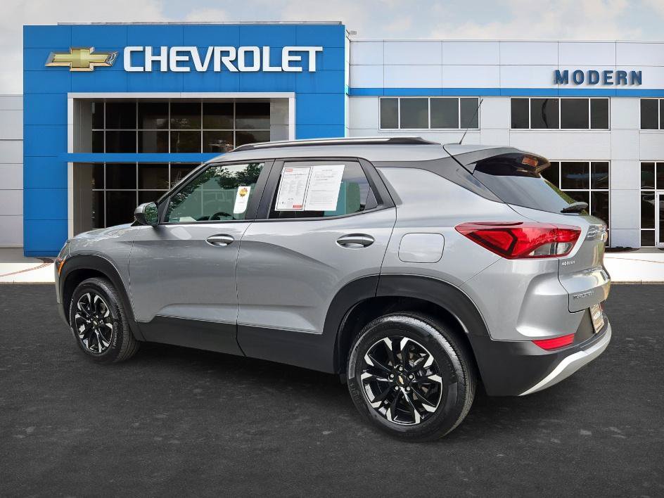 Used 2023 Chevrolet TrailBlazer LT FWD image 3