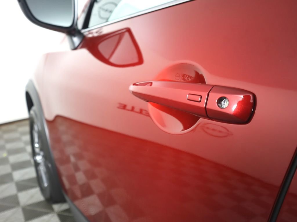 New 2026 Nissan Pathfinder SV image 8