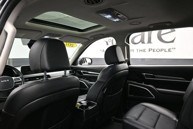 Used 2022 Kia Telluride S AWD/4WD image 27