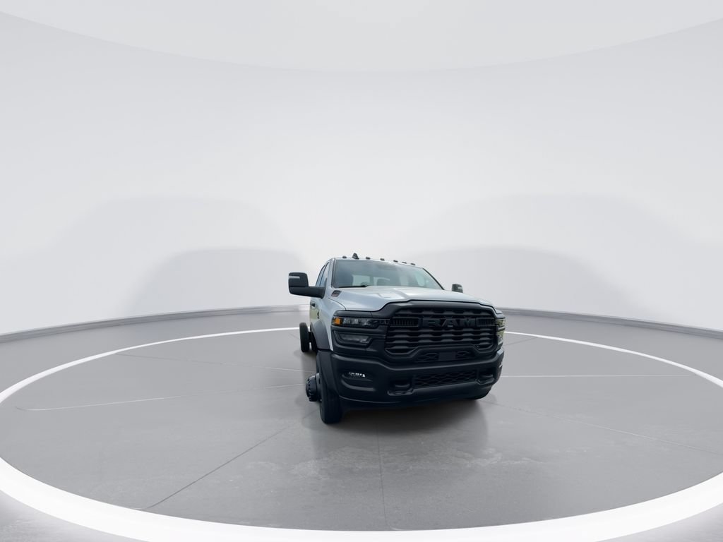 New 2026 RAM 5500 Tradesman AWD/4WD image 4