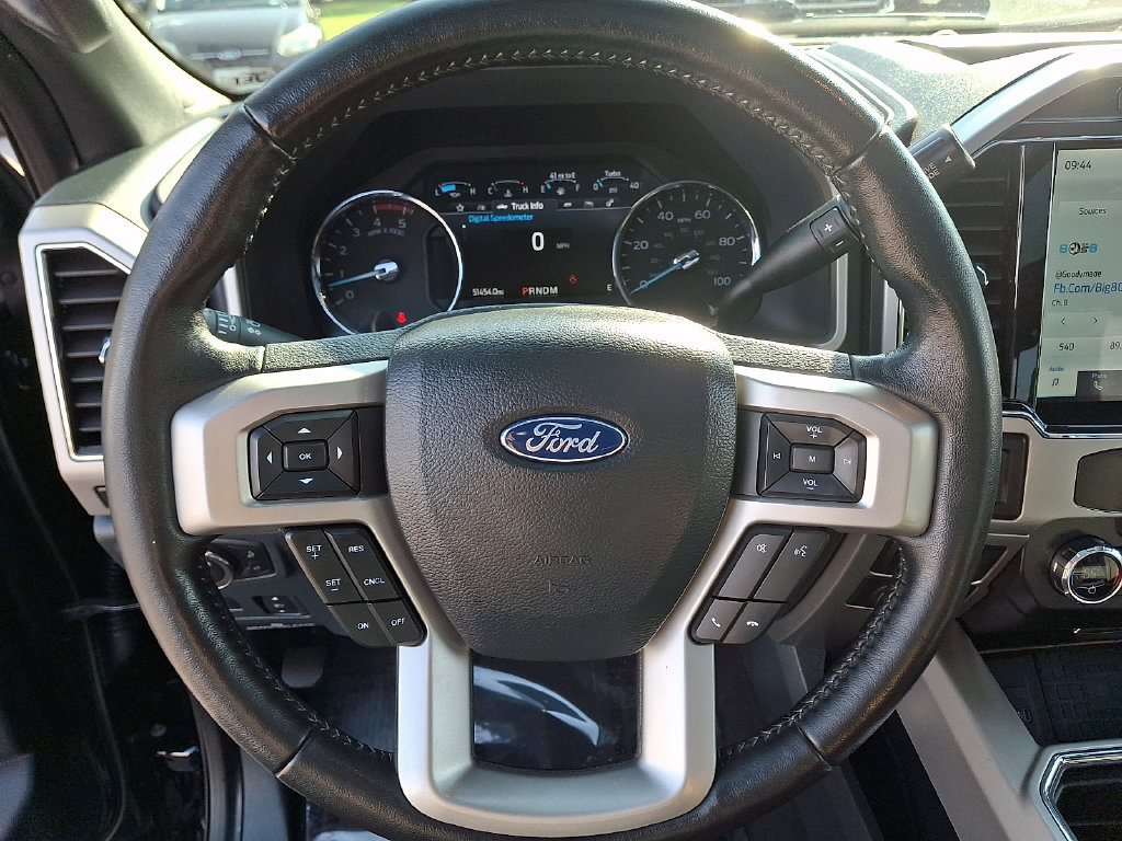 Used 2022 Ford F350 Lariat w/ Tremor Off-Road Package AWD/4WD image 21