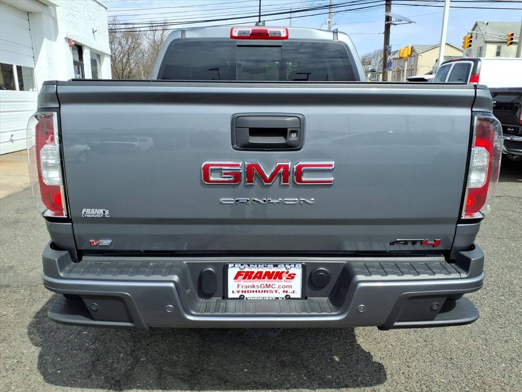 Used 2022 GMC Canyon AT4 image 5