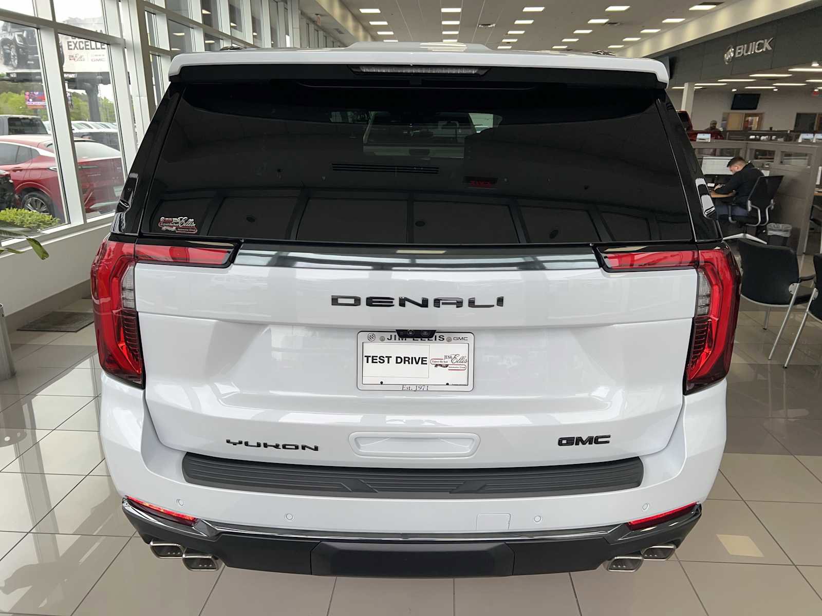 New 2026 GMC Yukon Denali Ultimate AWD/4WD image 4