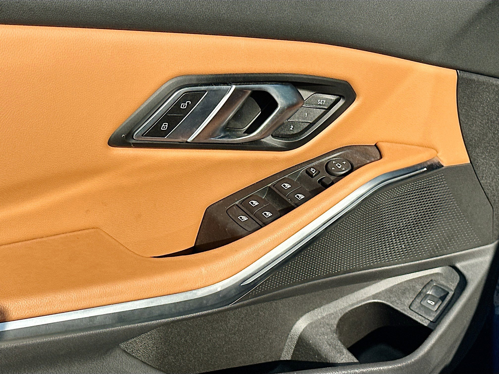 Used 2023 BMW 330i Sedan w/ Driving Assistance Package image 18