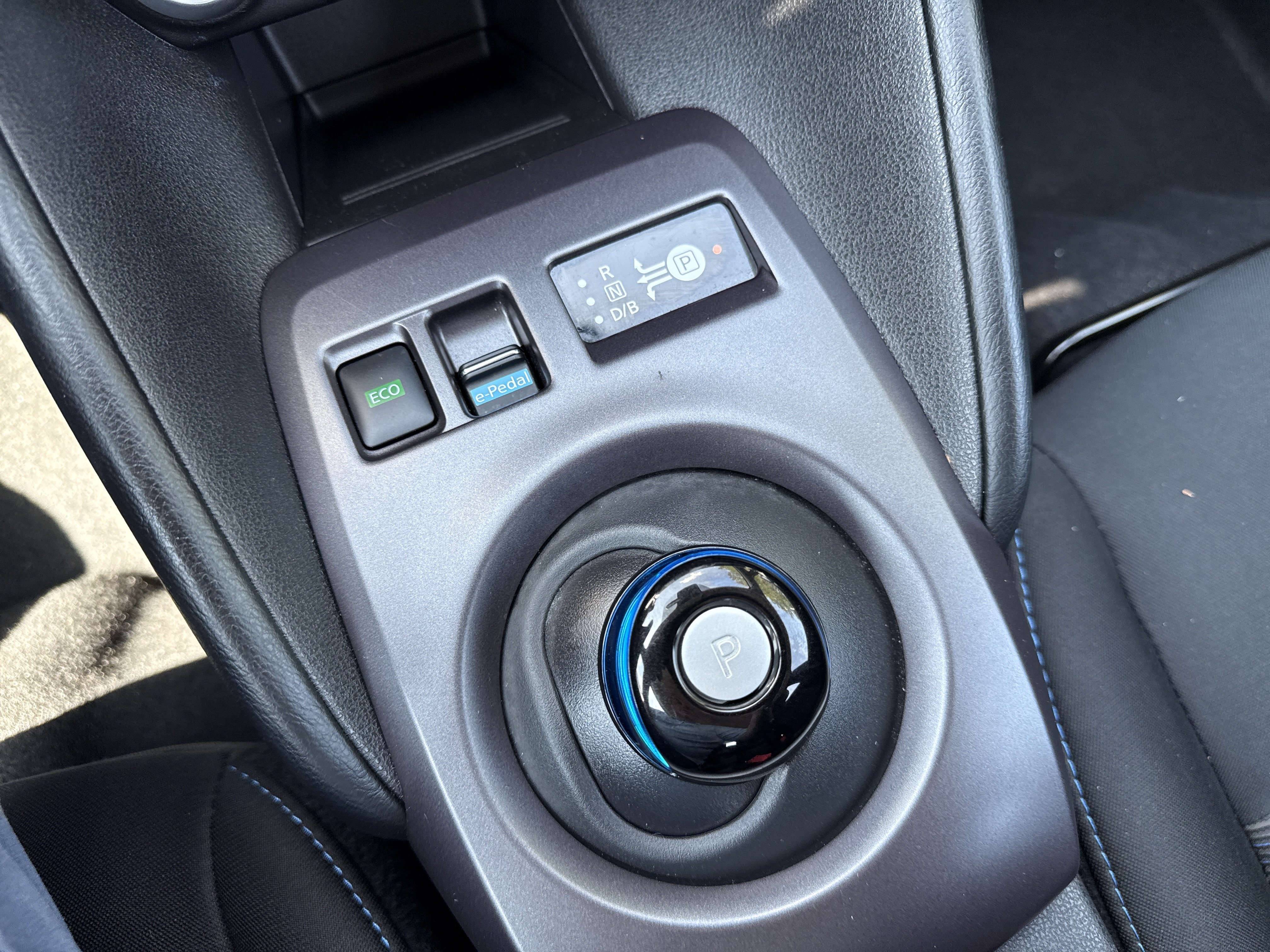 Certified 2023 Nissan Leaf S FWD image 18
