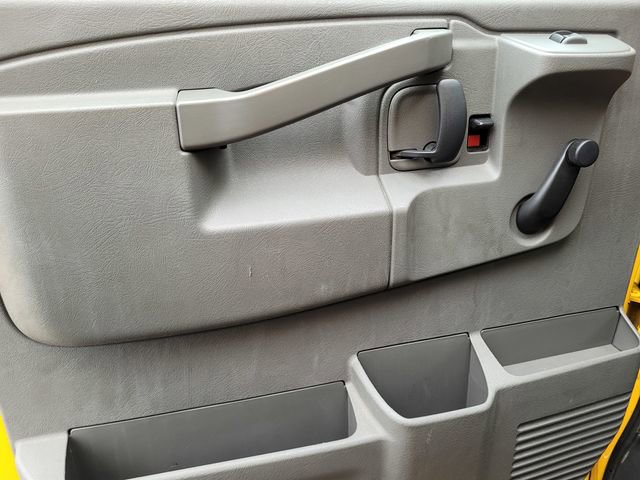 Used 2019 GMC Savana 3500 Extended w/ Driver Convenience Package image 19