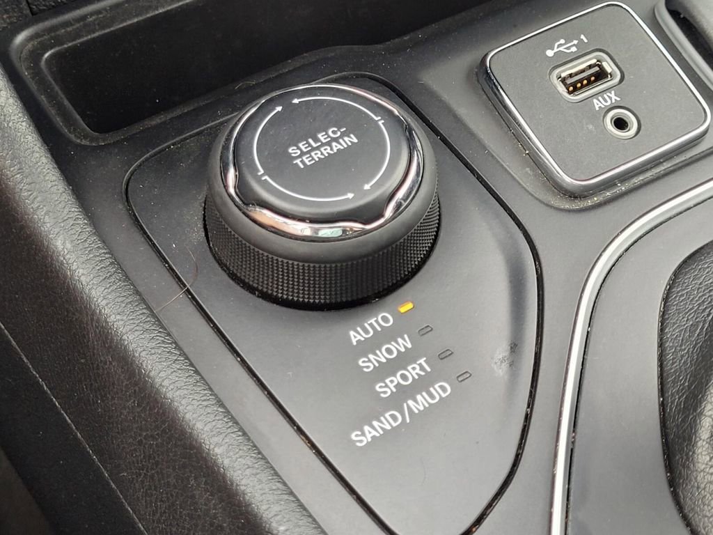 Used 2022 Jeep Cherokee Latitude Lux image 26