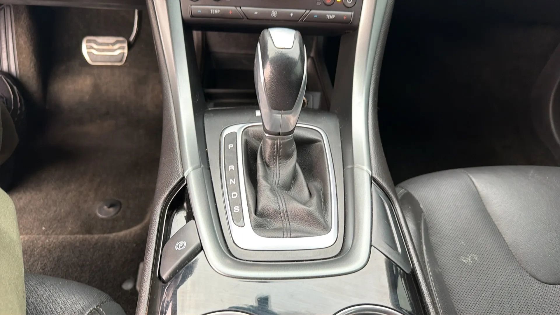 Used 2016 Ford Fusion Titanium FWD image 92