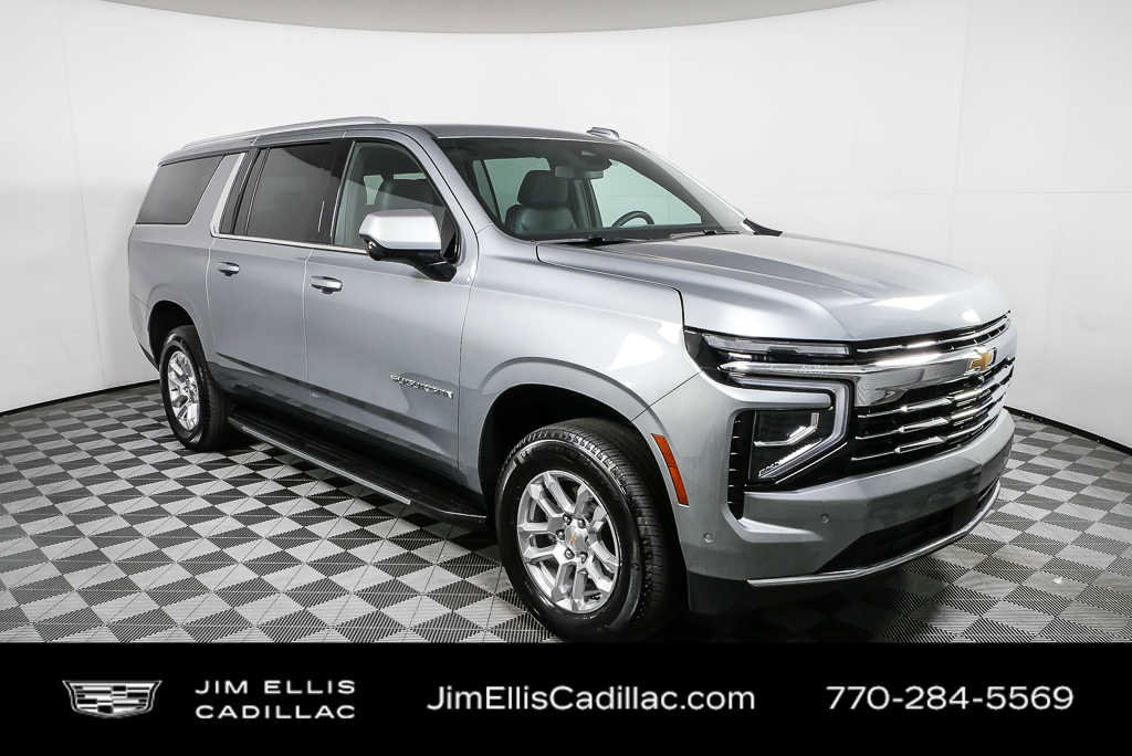 Used 2025 Chevrolet Suburban LT