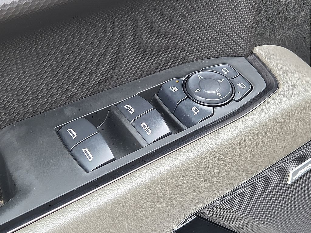 Used 2024 Chevrolet Silverado 1500 ZR2 w/ Technology Package image 21