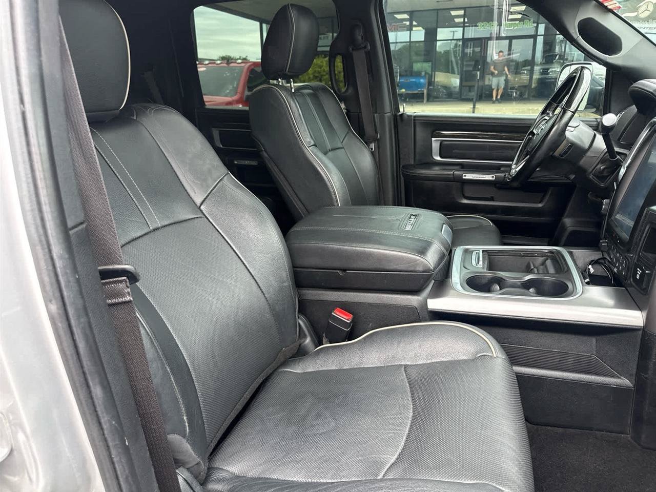 Used 2018 RAM 2500 Limited AWD/4WD image 23