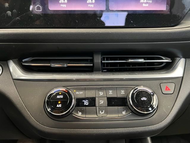 Certified 2024 Buick Envista Preferred w/ Convenience I Package FWD image 16