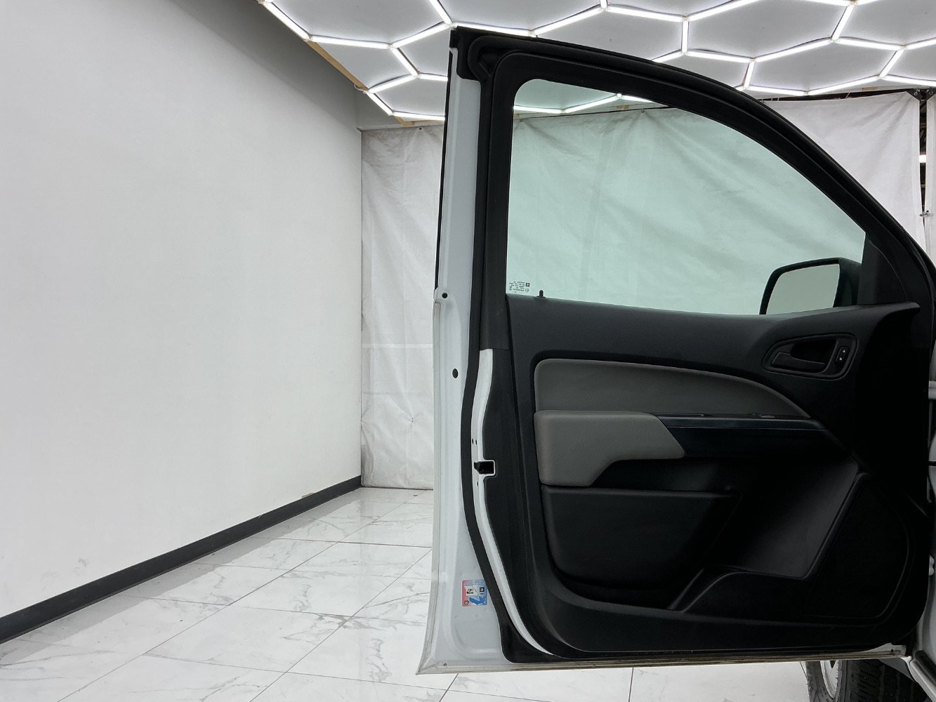 Used 2020 Chevrolet Colorado W/T w/ WT Convenience Package AWD/4WD image 18