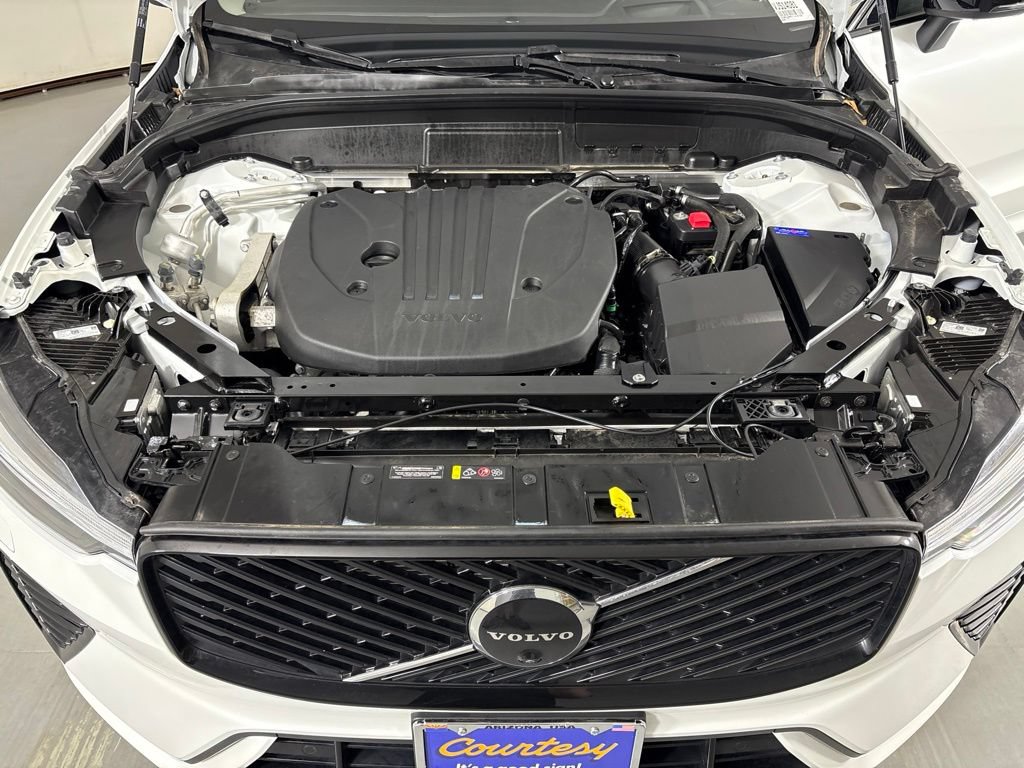 Used 2026 Volvo XC60 B5 Ultra AWD/4WD image 45