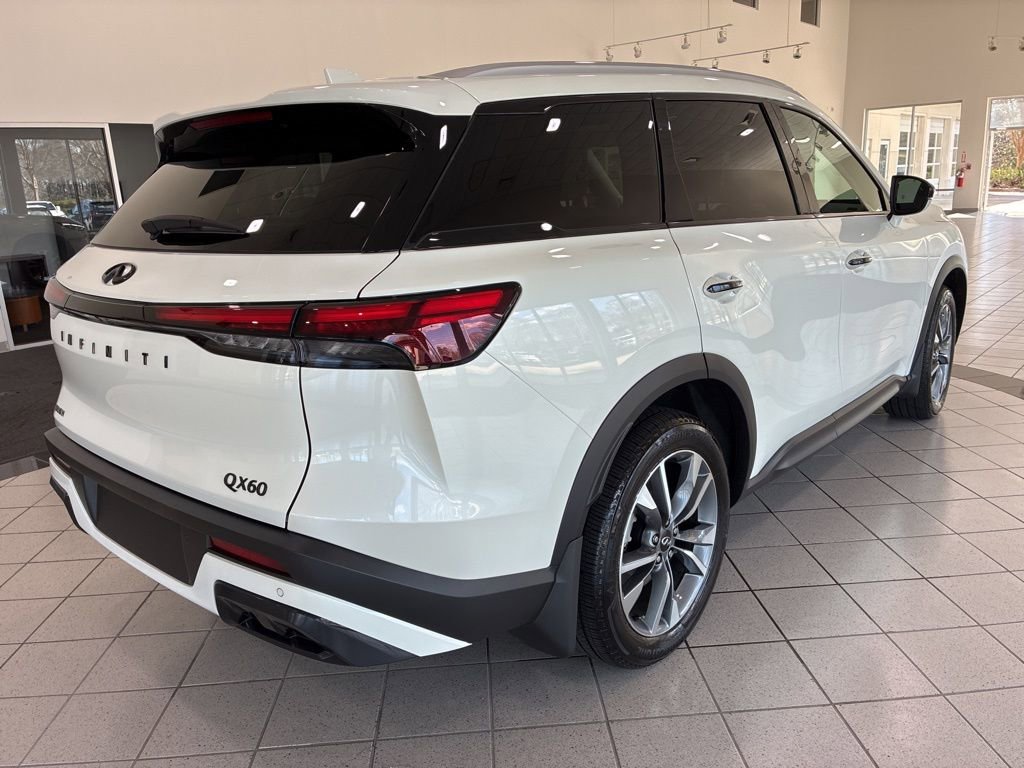 Used 2025 INFINITI QX60 Luxe image 15