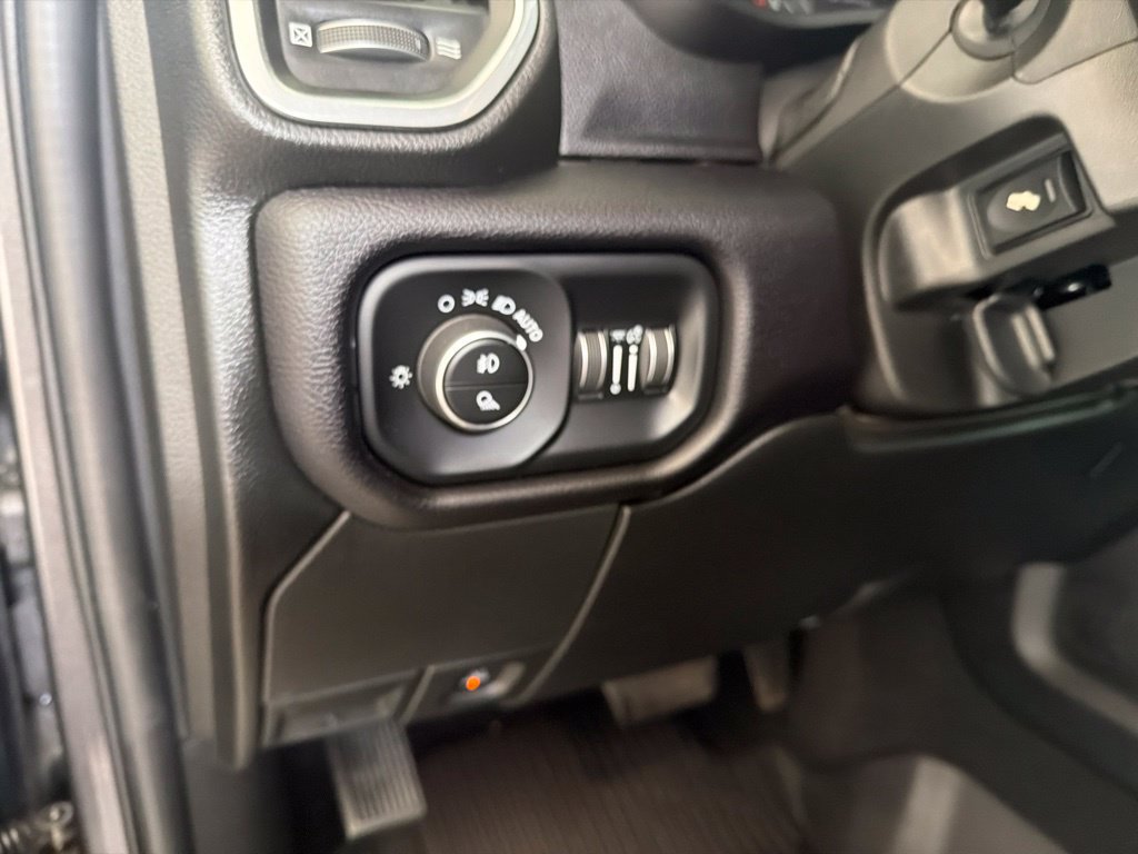 Used 2021 RAM 3500 Laramie w/ Max Tow Package AWD/4WD image 45