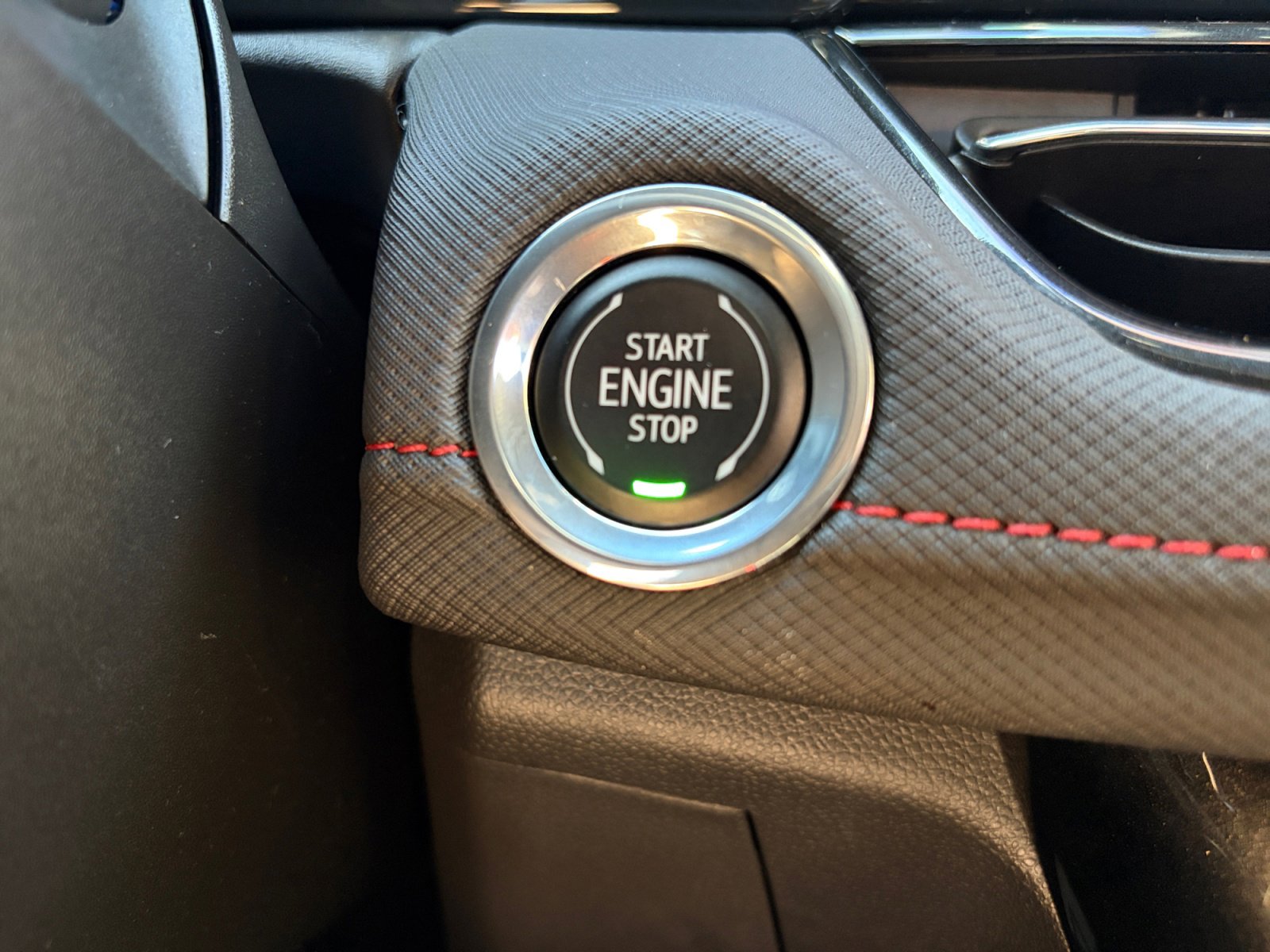 Used 2025 Chevrolet TrailBlazer RS w/ Convenience Package image 30