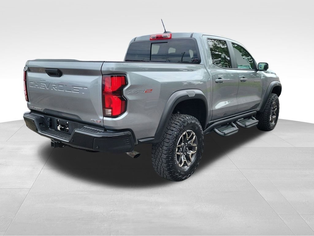 Used 2024 Chevrolet Colorado ZR2 w/ Technology Package AWD/4WD image 7