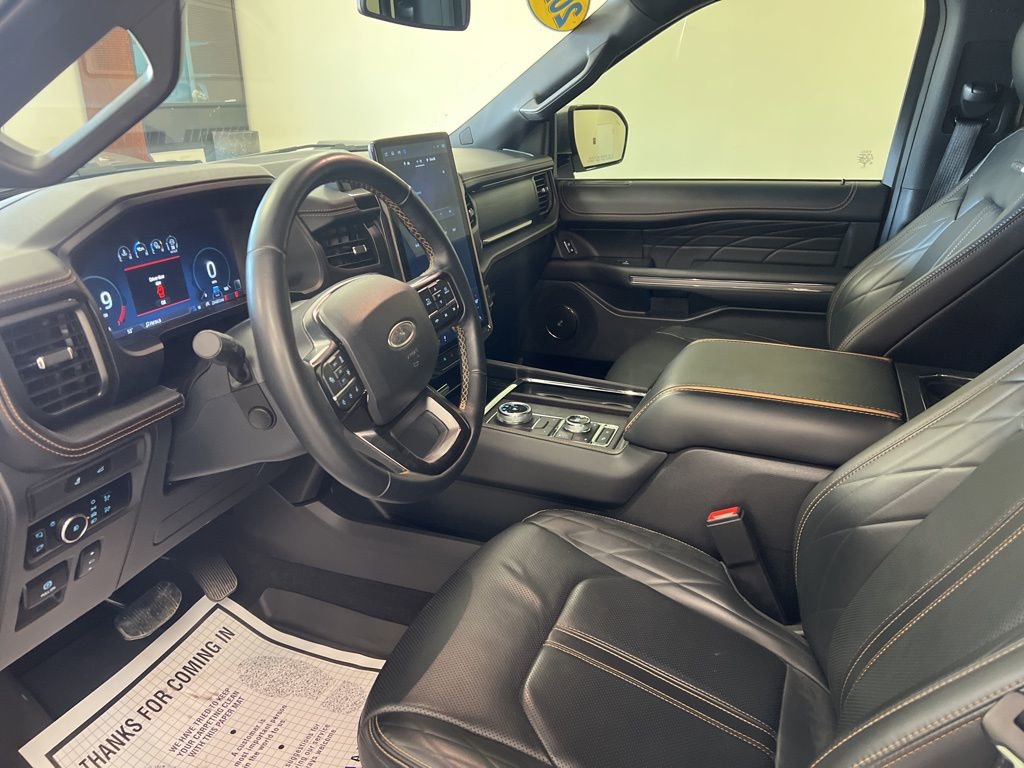 Used 2024 Ford Expedition Max Platinum AWD/4WD image 9