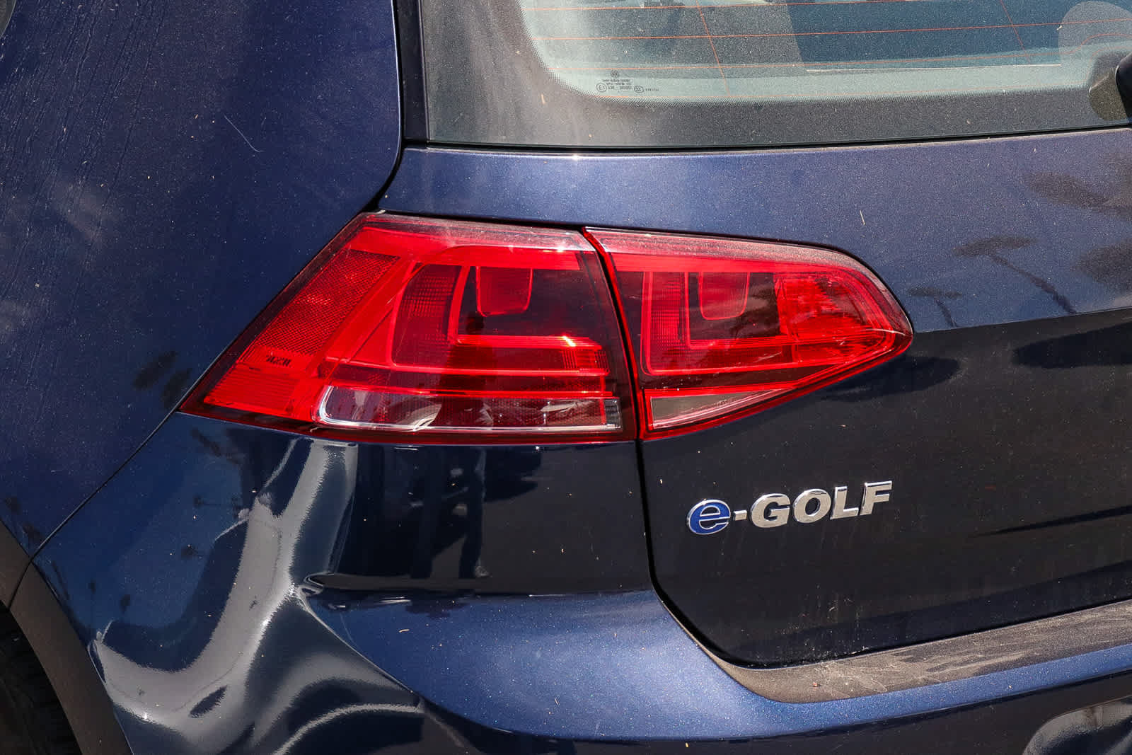 Used 2016 Volkswagen e-Golf SE FWD image 7