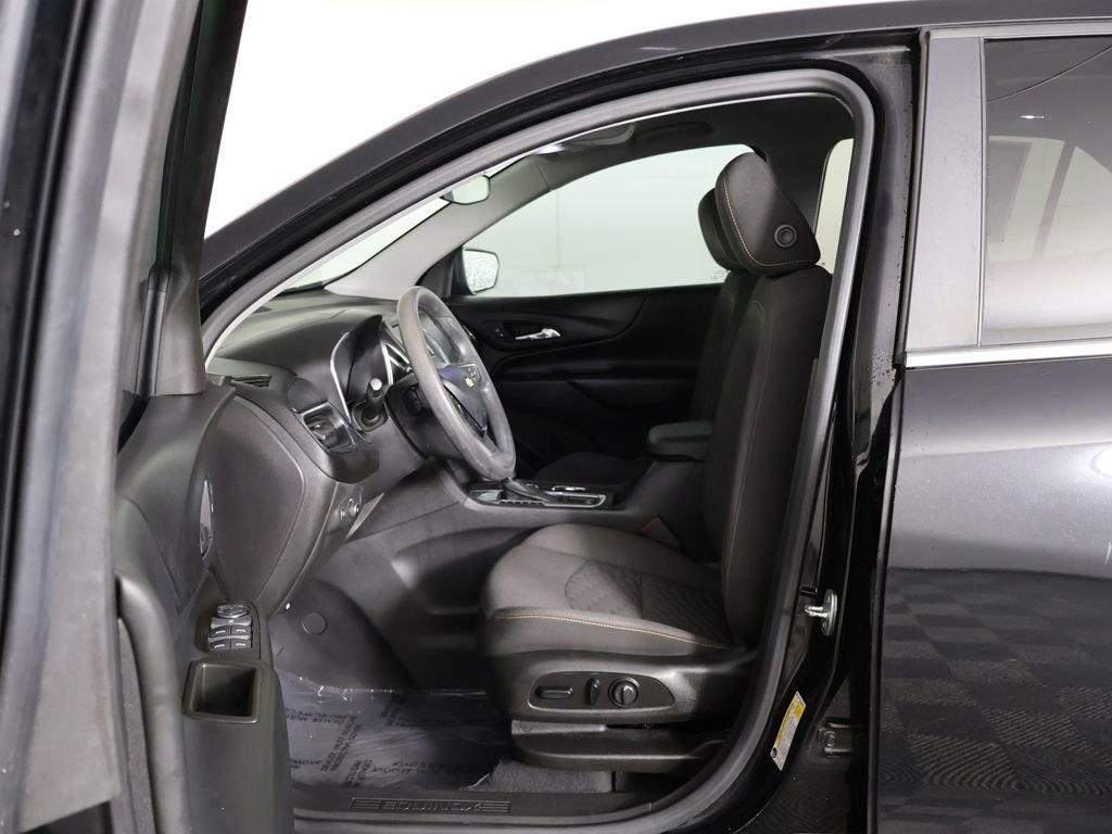Used 2021 Chevrolet Equinox LT FWD image 25