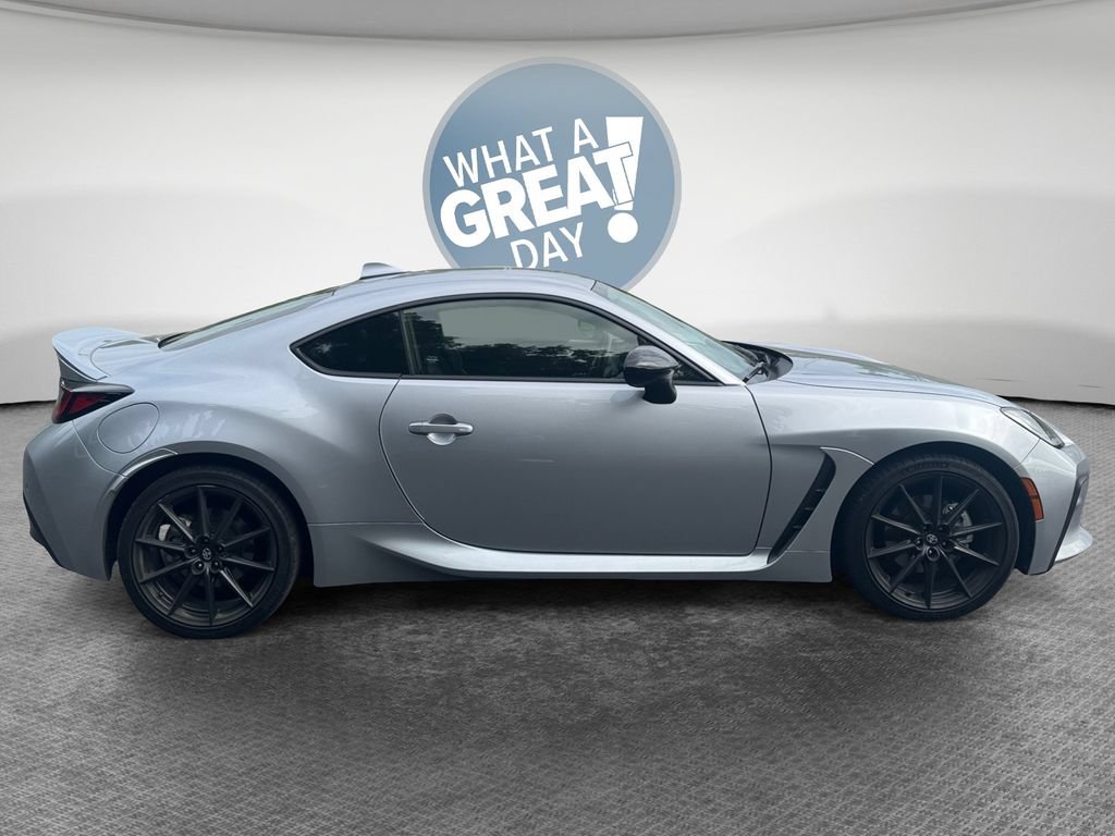 Used 2024 Toyota GR86 Premium RWD image 2