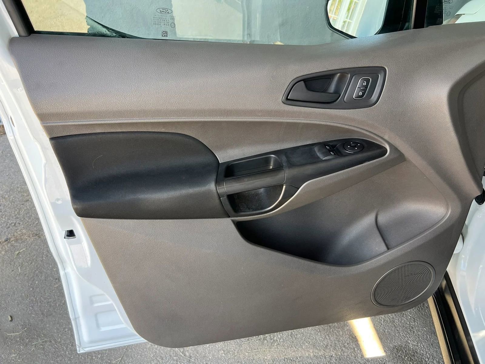 Used 2020 Ford Transit Connect XL FWD image 9