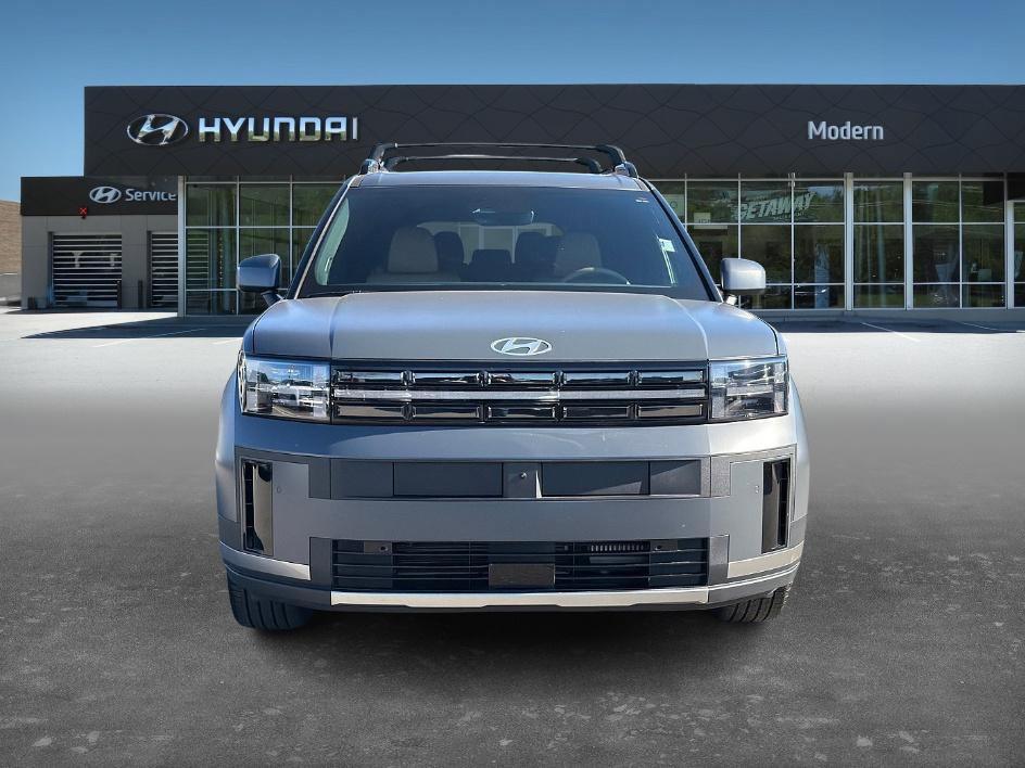 Used 2025 Hyundai Santa Fe Limited image 2