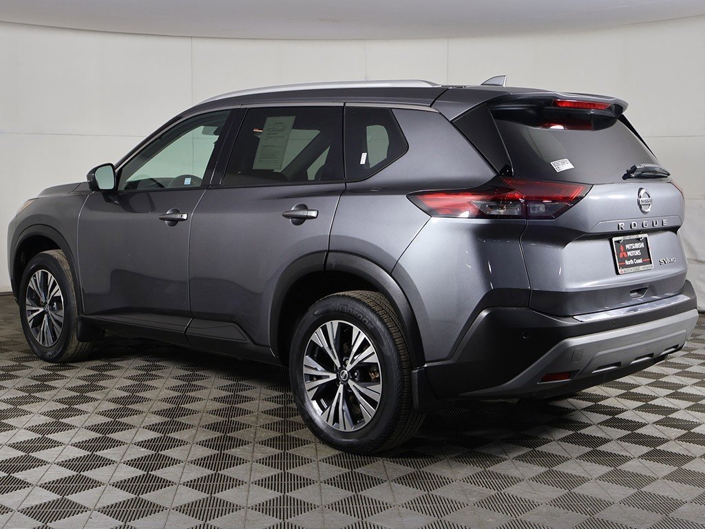 Used 2021 Nissan Rogue SV w/ Premium Package image 9