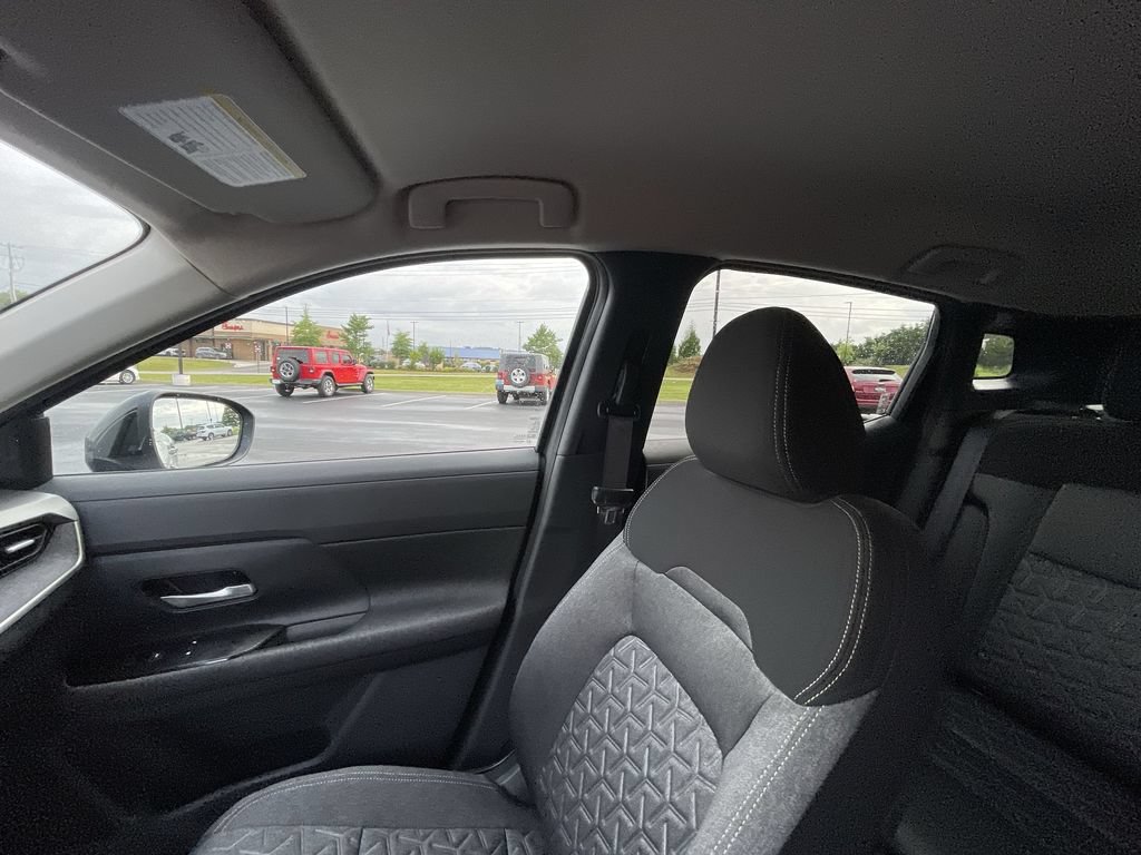 New 2026 Nissan Kicks SV FWD image 11