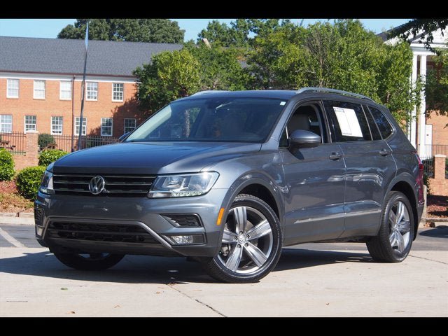 Used 2020 Volkswagen Tiguan SEL FWD image 1