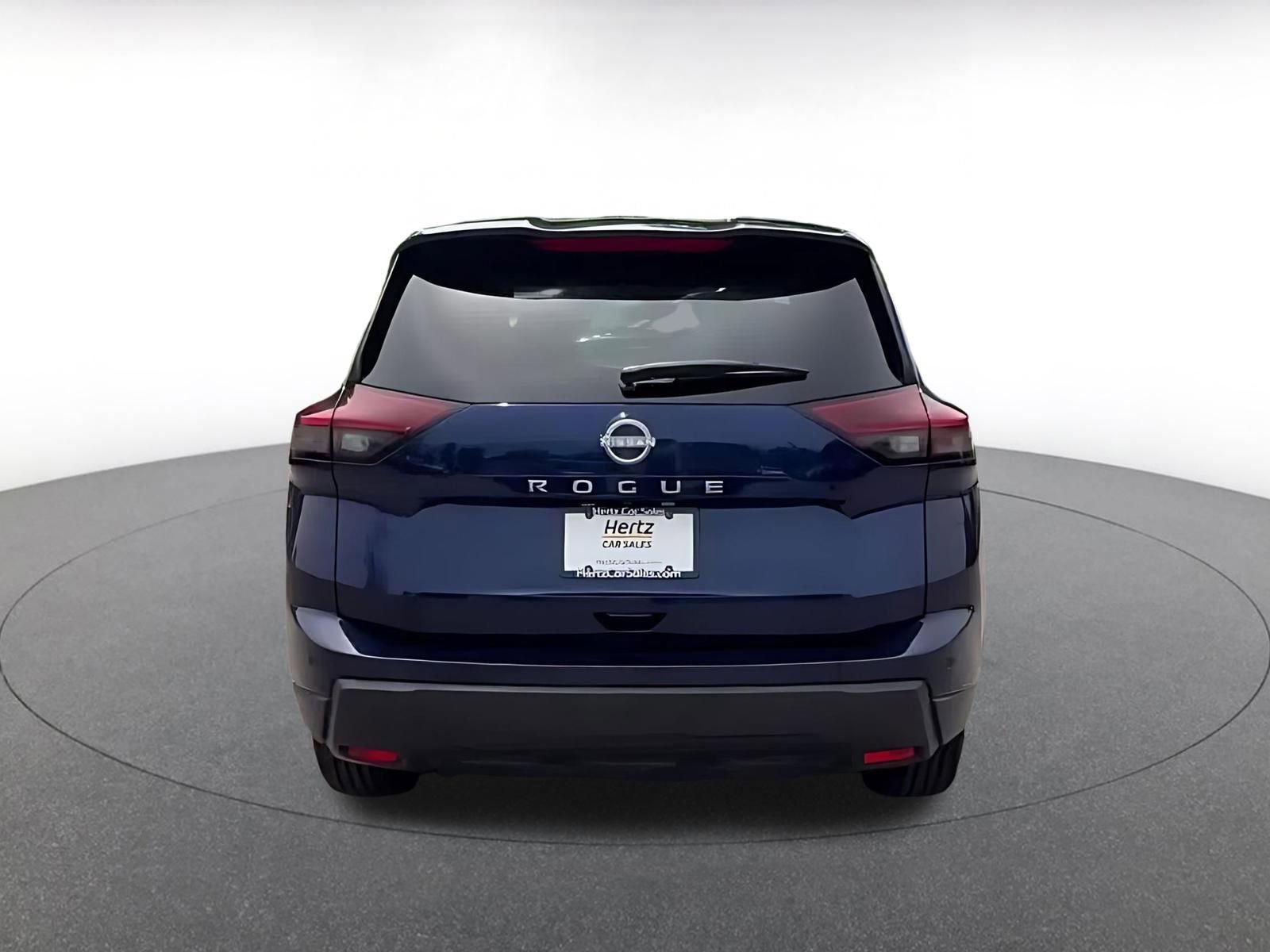Used 2025 Nissan Rogue SV FWD image 12