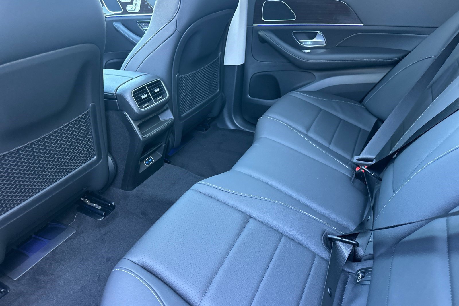 New 2026 Mercedes-Benz GLE 450e 4MATIC image 27