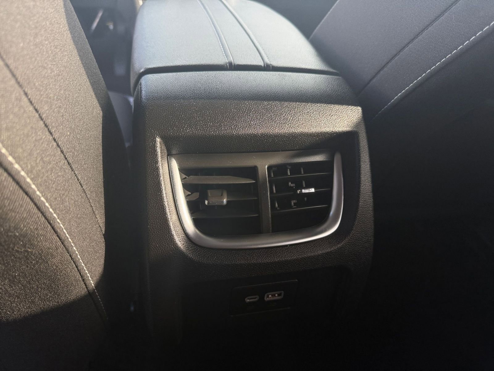 Used 2025 Chevrolet Blazer LT image 23