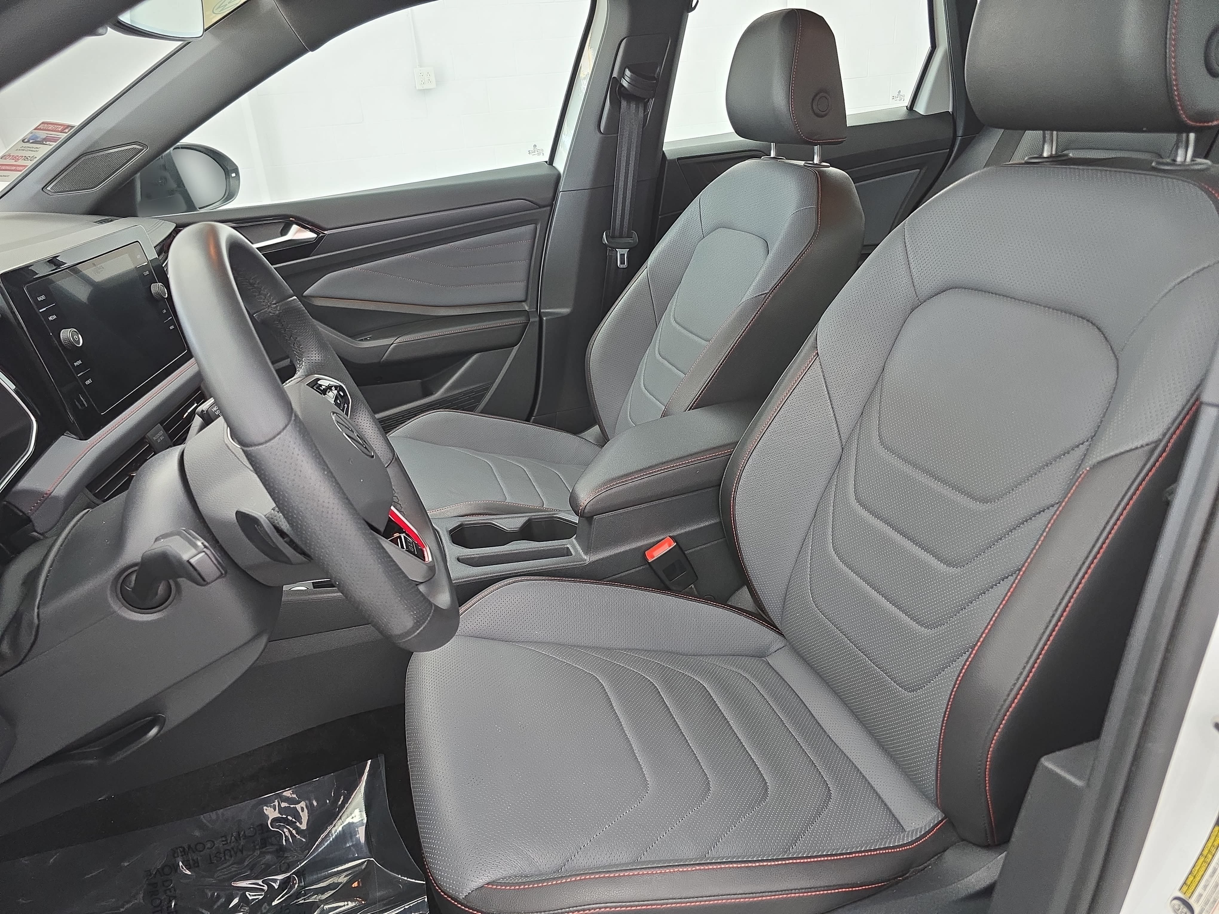 Certified 2025 Volkswagen Jetta GLI Autobahn w/ GLI Black Package FWD image 14