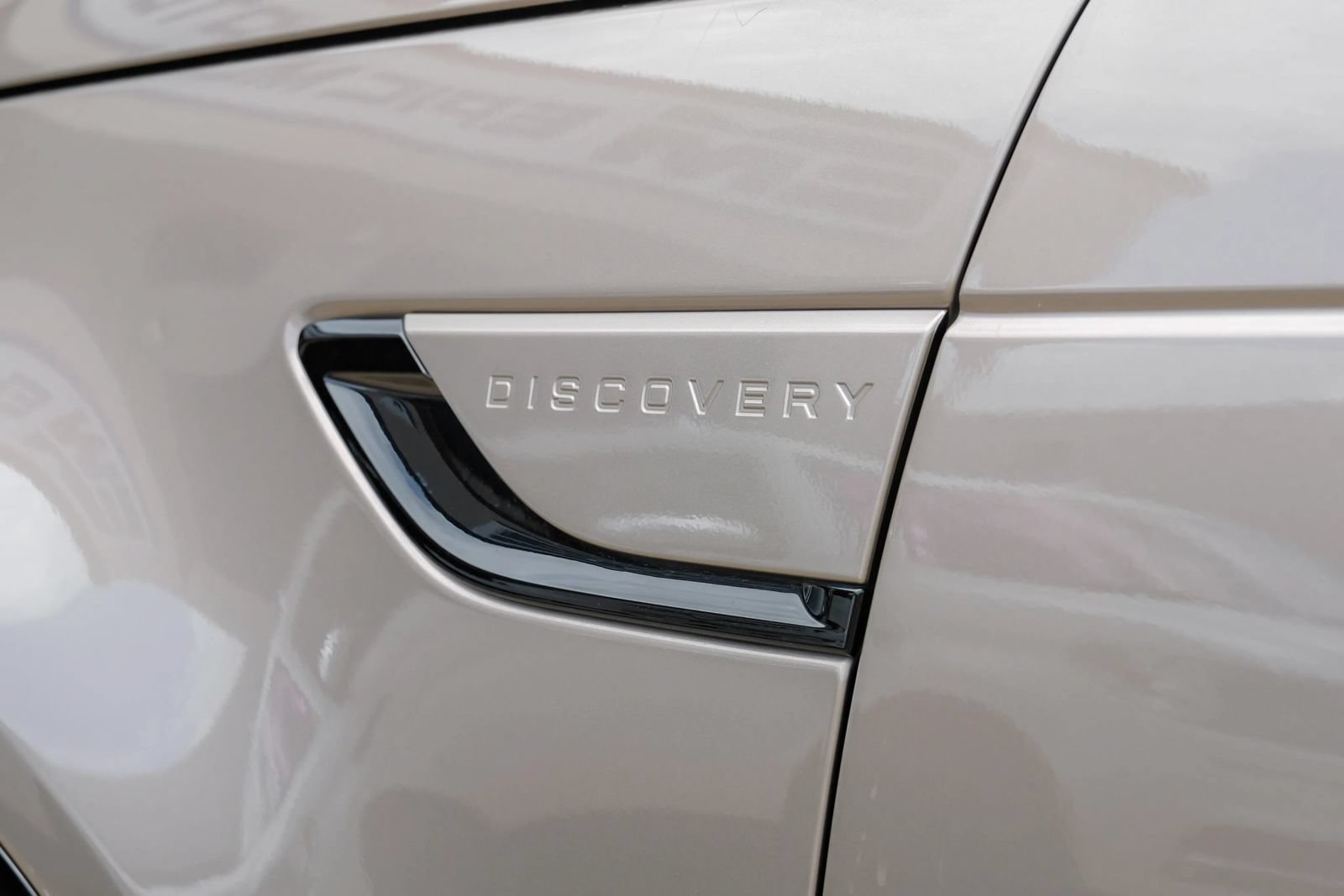 Used 2021 Land Rover Discovery HSE R-Dynamic AWD/4WD image 57