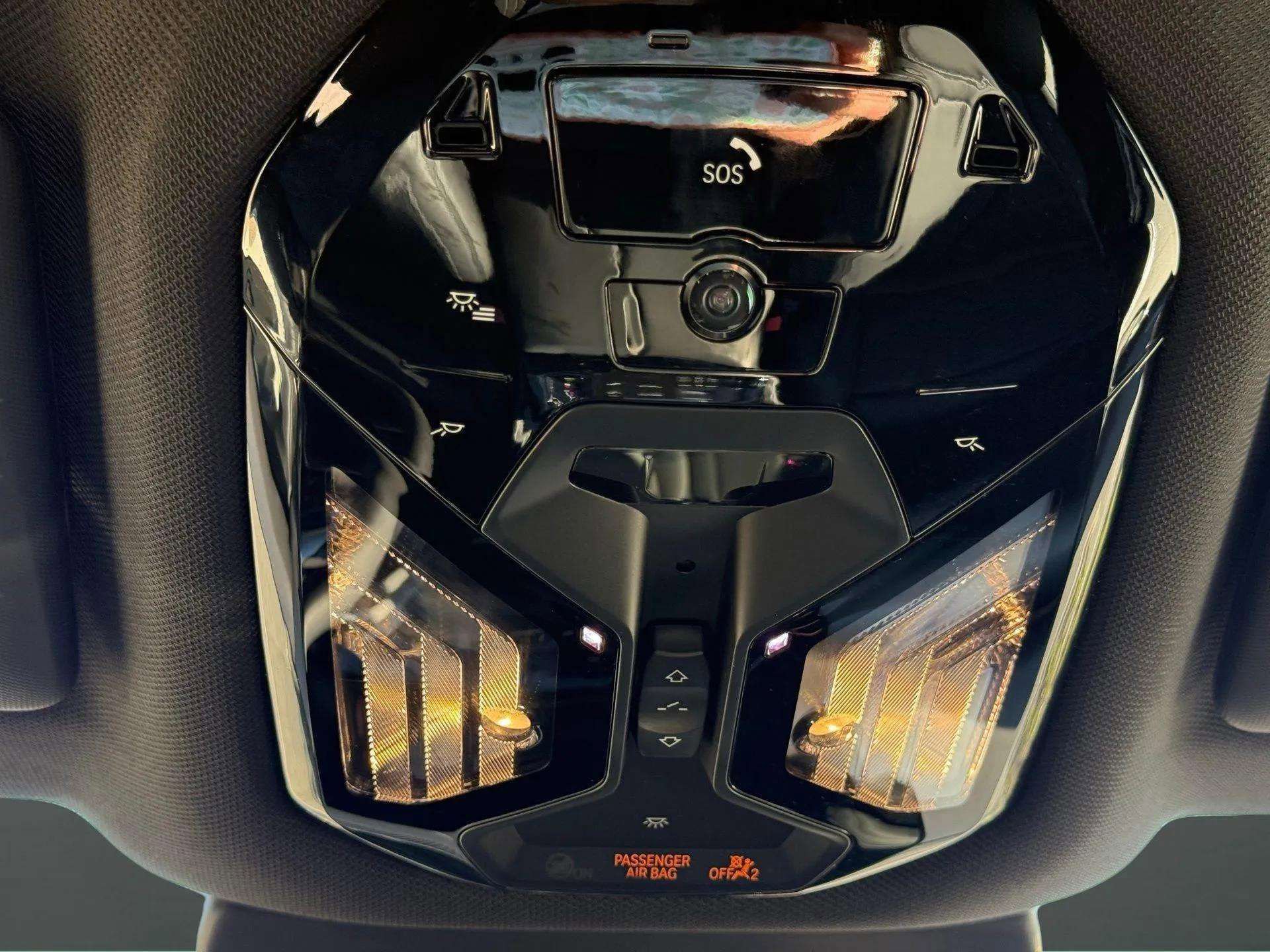 Used 2024 BMW 530i xDrive w/ Premium Package image 39