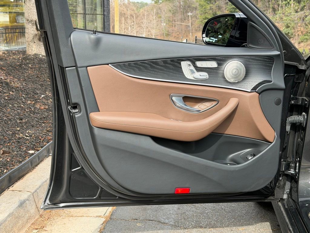 Used 2023 Mercedes-Benz E 450 4MATIC Sedan image 28