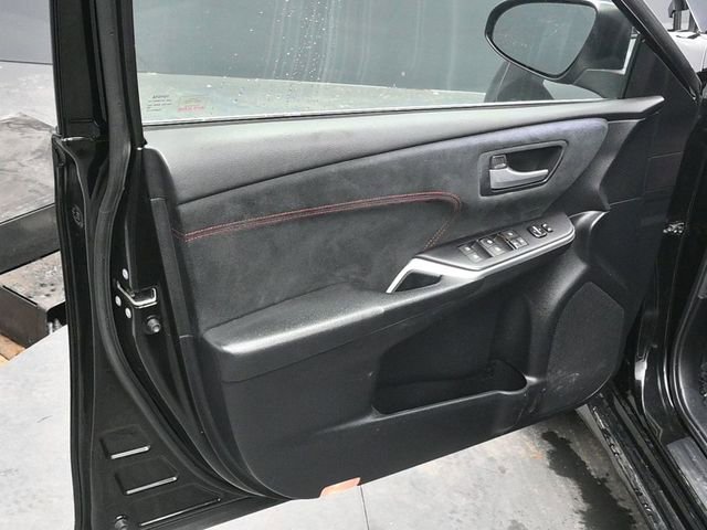 Used 2015 Toyota Camry XSE image 14