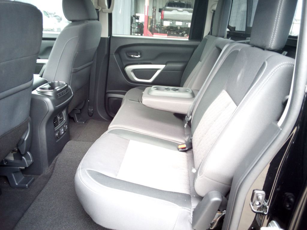Certified 2024 Nissan Titan SV w/ SV Convenience Package image 26