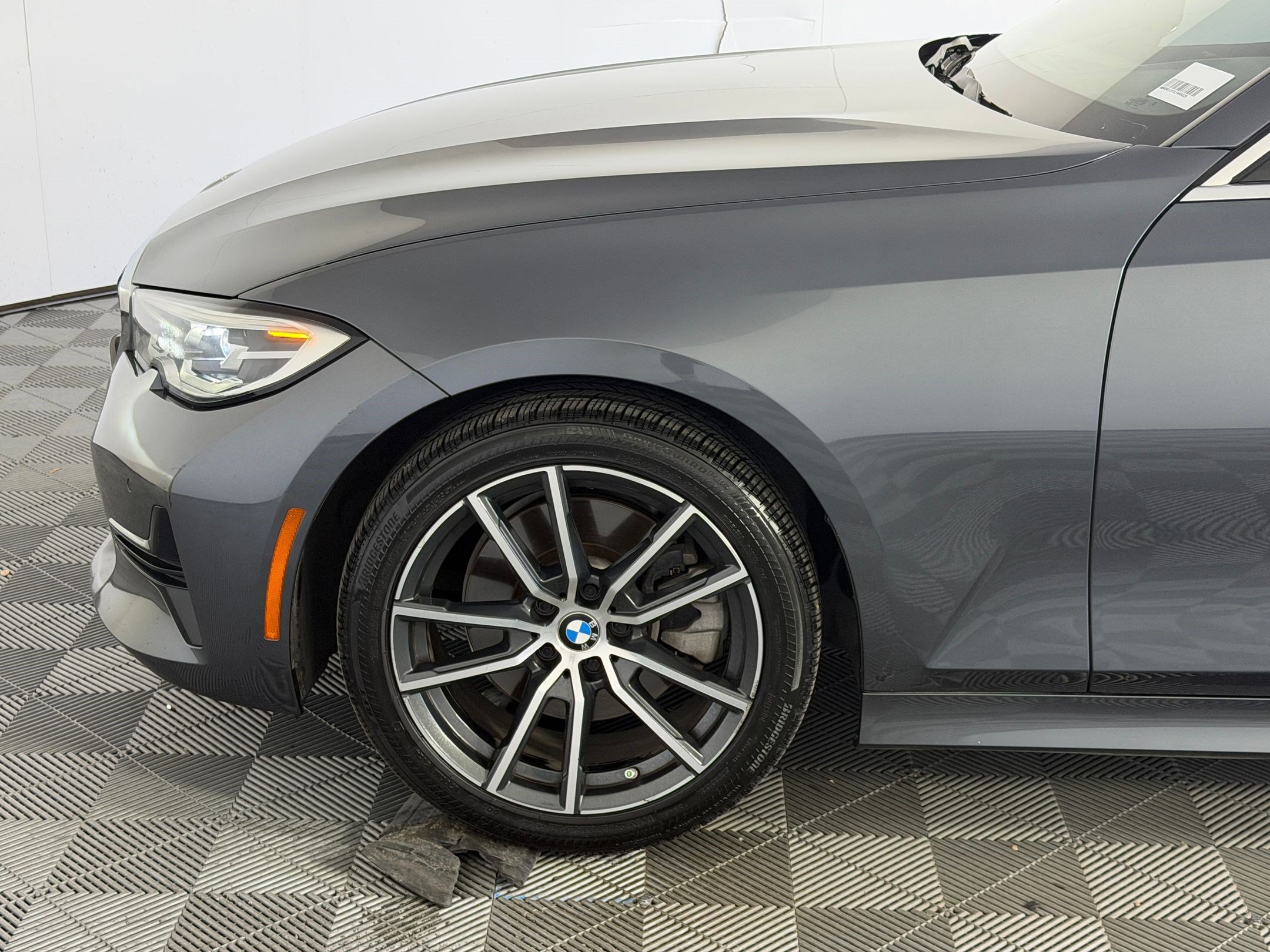 Used 2020 BMW 330i Sedan w/ Convenience Package RWD image 11