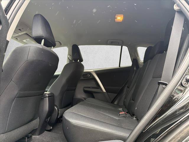 Used 2017 Toyota RAV4 LE w/ Carpet Mat Package AWD/4WD image 23