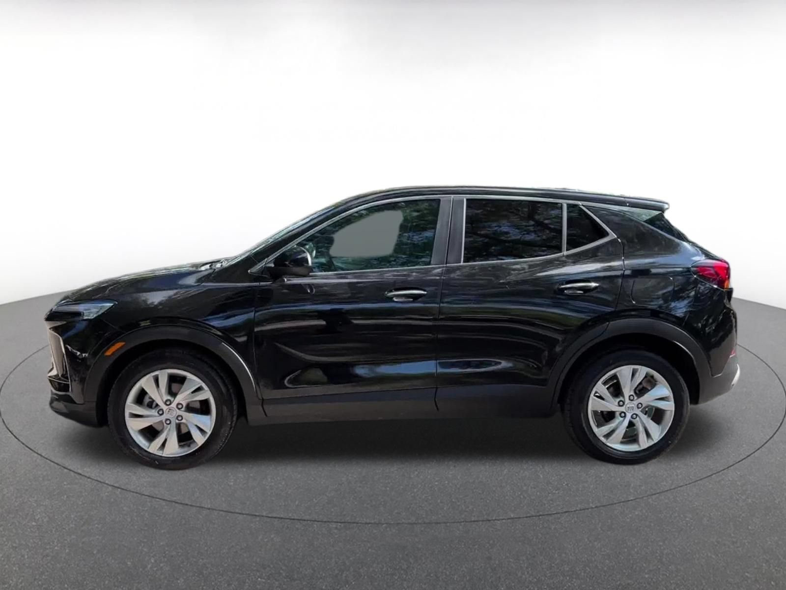 Used 2025 Buick Encore GX Preferred FWD image 9