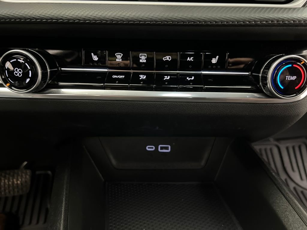 Used 2025 Chevrolet Equinox LT image 47